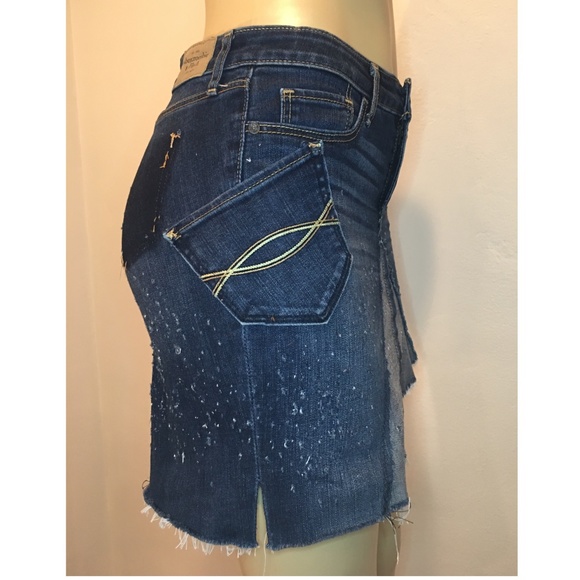 Denim - Picture 2 of 4